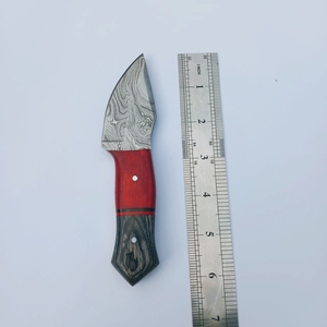 Magnifique couteau de chasse et de camping à lame fixe en acier Damas de haute qualité, personnalisé, avec manche en bois Pakka - Product Image 3