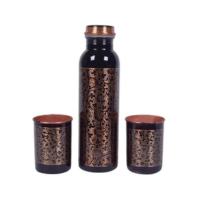Botella de cobre de uso de yoga hecha a mano de calidad superior con tamaño personalizado disponible a un precio asequible de la India Muestra gratis. - Product Image 5