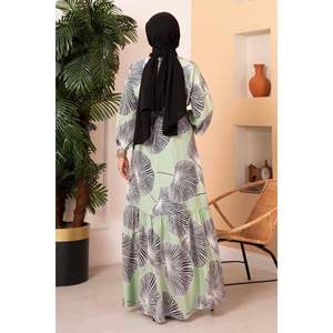 Robe Hijab Col Ras du Cou en Viscose Vert - Product Image 1