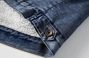 Chaqueta Vaquera Entallada de Moda Urbana para Hombre, Talla Europea 2025, con Forro de Lana Azul Claro y Negro, Abrigo Cálido de Invierno, Material Grueso - Product Image 6