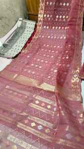 Exclusif Deshi Dhakai ROUGE Jamdani Sharee Qualité d'exportation pour les femmes JAMDANI FABRIC Bleu VERT Doré Bleu Ciel du Bangladesh - Product Image 3