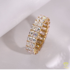 Anillo de compromiso de corte radiante, banda de eternidad cultivada en laboratorio chapada en oro de 14 quilates para mujer, certificado IGI para regalo de fiesta de aniversario de boda - Product Image 3