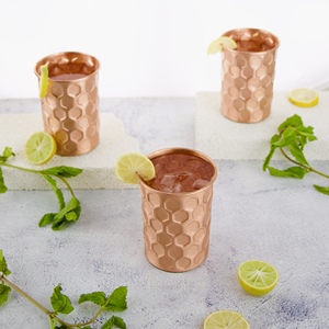 Meilleure vente gobelet en cuivre verre à eau de conception martelée avec extérieur brut fini à la main en cuivre verre à eau/gobelet - Product Image 4