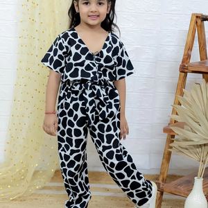 ชุดเสื้อผ้าเด็กฤดูร้อนปี 2025 ชุดเสื้อผ้าเด็กผู้หญิง 2 ชิ้น - Product Image 1