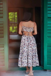 Robe bohème en coton imprimé à la main indienne pour femmes, élégante, pour les fêtes d'été, décontractée, écologique, naturelle, respirante, lavable, à imprimé floral, ajustée - Product Image 3