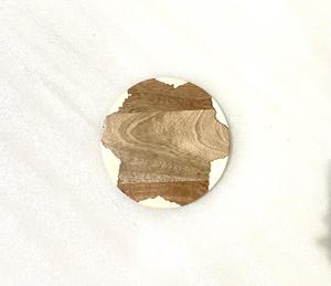 แผ่นรองแก้วน้ำทรงสี่เหลี่ยมจัตุรัสขนาด 4 นิ้ว ลายเคลือบอีนาเมล ผลิตจากไม้ MDF เป็นมิตรกับสิ่งแวดล้อม ขายดี พร้อมที่วาง ผลิตโดย Address Craft India - Product Image 2