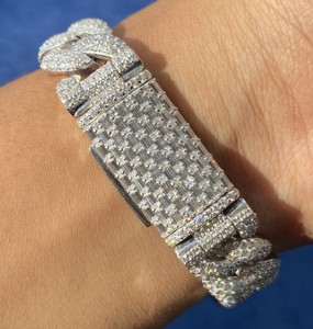 Newly Sparkling Fully Iced Out <b>Cuban</b> <b>link</b> 925 Silver <b>Bracelet</b> For <b>Men</b> in Round and Baguette Moissanite Diamonds - Product Image 3