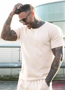 Active Men T Shirt for Sports Training and Running with Soft <b>Fabric</b> and Short Sleeves for Comfort in Daily Use - Product Image 4