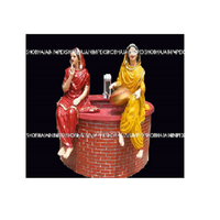 Punjabi Kulturelle Moderne Luxuriöse Einfache Faser-Hookah für Herren & Charkha für Damen aus Delhi, Indien von Shobha Jain Impex für Innen-/Außenbereich