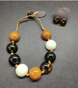 Prêt à expédier indien TENDANCE haute qualité coloré résine plastique collier Bracelets ensembles de bijoux bijoux de mode colliers - Product Image 2