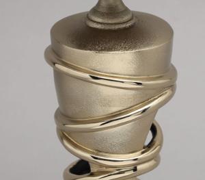 Candelabro Moderno de Metal para Decoración del Hogar, Oficina y Hostelería, Ideal para Suministro al por Mayor, Decoración de Interiores y Uso Festivo - Product Image 5