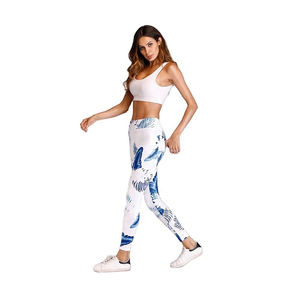 Mallas de yoga personalizables para mujer, pantalones elásticos transpirables de talla grande de alta calidad, color personalizado a la venta - Product Image 6
