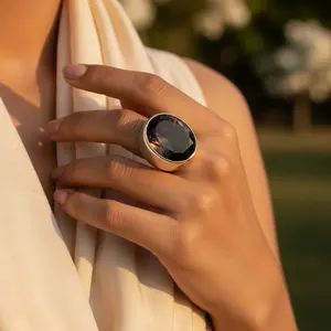 แหวนเงินแท้ 925 ประดับควอตซ์สโมกกี้ สำหรับผู้หญิง งานแฮนด์เมด สไตล์โบฮีเมียน พร้อมลวดลายคู่รัก ประดับพลอยทรงโทแพซ วัสดุแพลตตินัม - Product Image 2