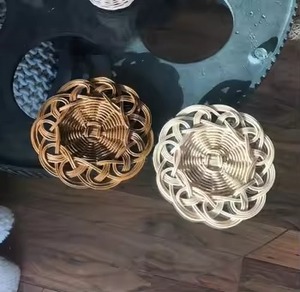 Posavasos de Ratán Hechos a Mano con Diseño Moderno y Acabado Natural, Perfectos para el Hogar, Cocina, Hotel, Posavasos de Nogal - Product Image 5