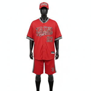 Ensemble short de baseball pour homme, haute qualité, polyester mesh léger, rouge avec empiècements latéraux, logo brodé. - Product Image 1