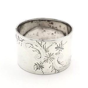 Servilletero de diseño de aluminio martillado único, diseñador hecho a mano para decoración de mesa, el mejor precio al por mayor pulido - Product Image 6