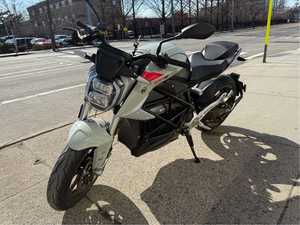 Motocicleta Eléctrica Nueva 2025 Zeros Motorcycles SR/F, Personalizable, Soporte ODM, Garantía de 5 Años, Origen Estadounidense, Opciones de Financiamiento - Product Image 6