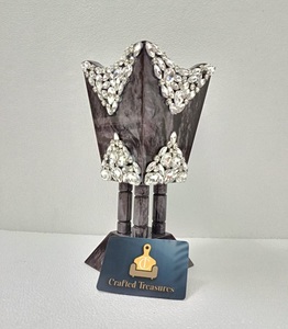 Usine en gros résine époxy brûleur d'encens Bakhoor brûleur avec luxueux embelli grand cristal strass floral Mubakhar - Product Image 1