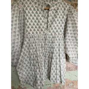 Blusa de Lino con Estampado Floral Pintado a Mano Willow para Mujer - Talla XL, Corte Holgado, Cuello con Volantes, Ideal para Fiestas de Otoño - Product Image 2