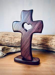 Cruz de madera de acacia hecha a mano con incrustaciones de resina ámbar, decoración religiosa única para el hogar, precio al por mayor, cruz de madera para Jesús - Product Image 5