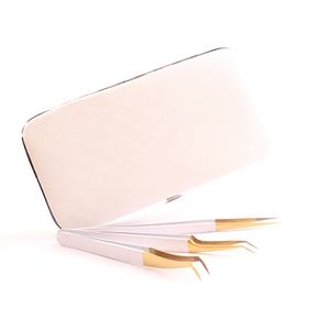 Soporte de pinzas de metal de diseño moderno con etiqueta privada personalizada de tamaño perfecto para sujetar firmemente pinzas de pestañas sin resbalar - Product Image 3