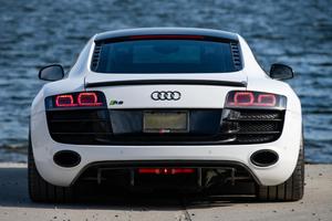 Excellent état, Audi R8 V10 Coupé 2012 d'occasion, boîte manuelle à 6 vitesses - Product Image 4