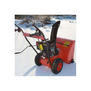Soplador de nieve alemán de alta calidad con opciones de motor y rodamientos para propietarios de viviendas con entradas de garaje pequeñas o con acumulación mínima de nieve - Product Image 1