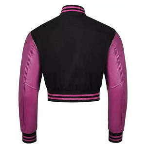 Chaqueta Universitaria de Béisbol para Hombre, Cuello Alto, Color Negro en el Cuerpo y Morado en las Mangas, Transpirable, con Logotipo Bordado - Product Image 3