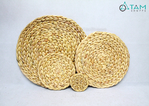 Estera clásica de jacinto de agua elegante y práctica hecha a mano de fibras naturales adecuada para interiores rústicos y hogares modernos - Product Image 6