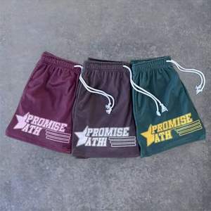 Pantalones cortos de malla personalizados de doble capa de sublimación de poliéster de baloncesto para hombre de alta calidad - Product Image 5