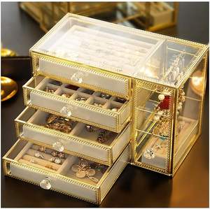 เครื่องประดับตกแต่งด้วยมือที่สวยงามทำจากแก้วและทองเหลืองสำหรับการจัดเก็บเครื่องประดับและแหวน - Product Image 5