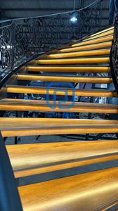 Escalier en colimaçon en marbre à double courbure personnalisé de luxe, design moderne, fabricant professionnel au Vietnam - Product Image 3