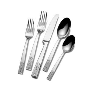 Cutelaria de aço inoxidável elegante com superfície lustrada e projeto clássico apropriados para tabelas de jantar modernas e grupos do presente - Product Image 3