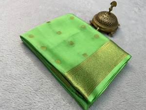 Magnifique Saree En Soie Avec Tissage Zari Or Partout Saree - Product Image 3