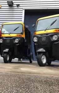 Nouveau Tuk-Tuk 200cc 250cc Refroidi par Eau 2024 2025 2026 Bajaj-RE Tricycle à 3 Roues Jaune Doré Noir - Product Image 5