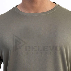 เสื้อยืดผู้ชายทรงสลิมฟิต แขนสั้น คอกลม สำหรับเล่นกีฬากลางแจ้งในฤดูร้อน ลายเรียบ - Product Image 2