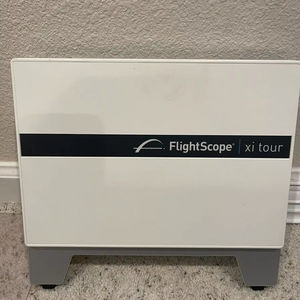 FOURNISSEUR VERIFIÉ de moniteur de lancement de balle Flight-scope Xi Tour pour simulateurs de golf - Product Image 1