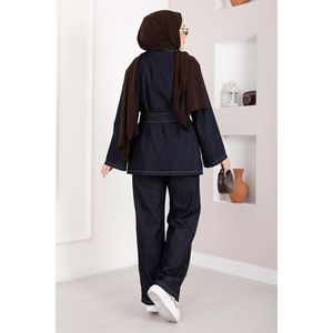 Conjunto de Mezclilla Azul Marino para Mujer con Detalle de Cinturón, Incluye Chaqueta, Pantalones y Chaqueta de Traje de Mezclilla - Product Image 4