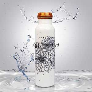 Tradebyd Botella de cobre de larga duración para una amplia hidratación - Product Image 1