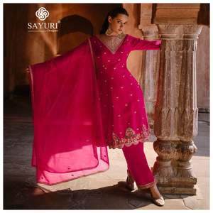 El último diseñador de Fab Zone Faux Georgette bordado secuencia trabajo Kurti Set estilo paquistaní Saree con fiestas Salwar Kameez - Product Image 4