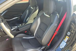 พร้อมจัดส่ง รถเชฟโรเลต คามาโร เอสเอส คูเป้ ปี 2022 - Product Image 4