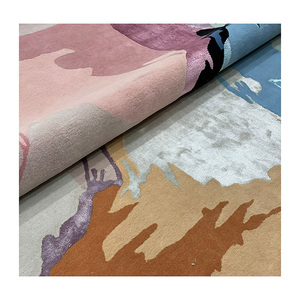 Tapis en laine de Nouvelle-Zélande et en soie tissé à la main ignifuge très doux directement de l'usine personnalisable dans toutes les couleurs, motifs et tailles - Product Image 3