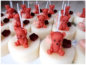 Bougies parfumées en gros en forme de Teddy arôme de première qualité, idéal pour les chambres d'enfants, les jardins d'enfants et les écoles de jeux - Product Image 2