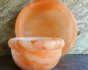 Bol à sel de roche rose de l'Himalaya de qualité alimentaire 100% fabriqué à la main Design floral Technique sculptée pour le service de nourriture du Pakistan - Product Image 4
