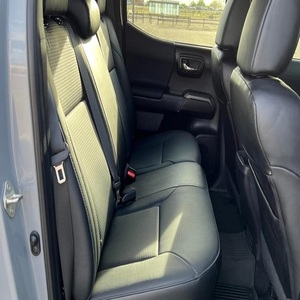 Toyota Tacoma King Cab, Volante a la Izquierda, Interior Oscuro, Motor Turbo R18, Asientos de Cuero, Automático, 7 Asientos, 2020 - Product Image 4