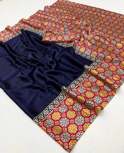 Sari de Satén Ajrakh para Mujer, Ligero, Étnico, Hecho en India, para Bodas, Disponible, Sin Tiempo de Entrega de Muestra - Product Image 4