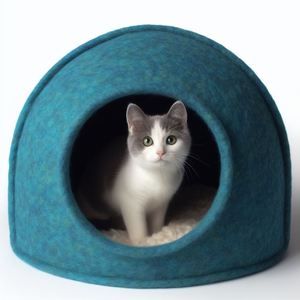 Cama de cueva para gatos versátil, accesorio para mascotas de fieltro de lana suave y cómodo con patrón de rayas, gran valor, dinero - Product Image 3