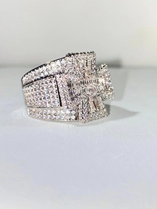 Baguette ตัด GRA ได้รับการรับรอง VVS Moissanite เพชร925แหวนดีไซน์ไขว้เงินสเตอร์ลิงสำหรับผู้ชายขายส่ง - Product Image 5