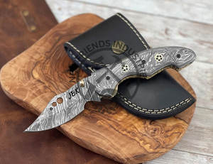 Cuchillo plegable hecho a mano con revestimiento de acero damasco, Funda de cuero fino, regalo DIY para novio, soporte OEM disponible - Product Image 2