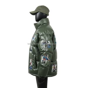 2025 chaqueta acolchada para mujer, carcasa exterior de nailon, diseño acolchado verde oliva con parche de logotipo personalizado, chaquetas acolchadas bordadas para mujer - Product Image 5